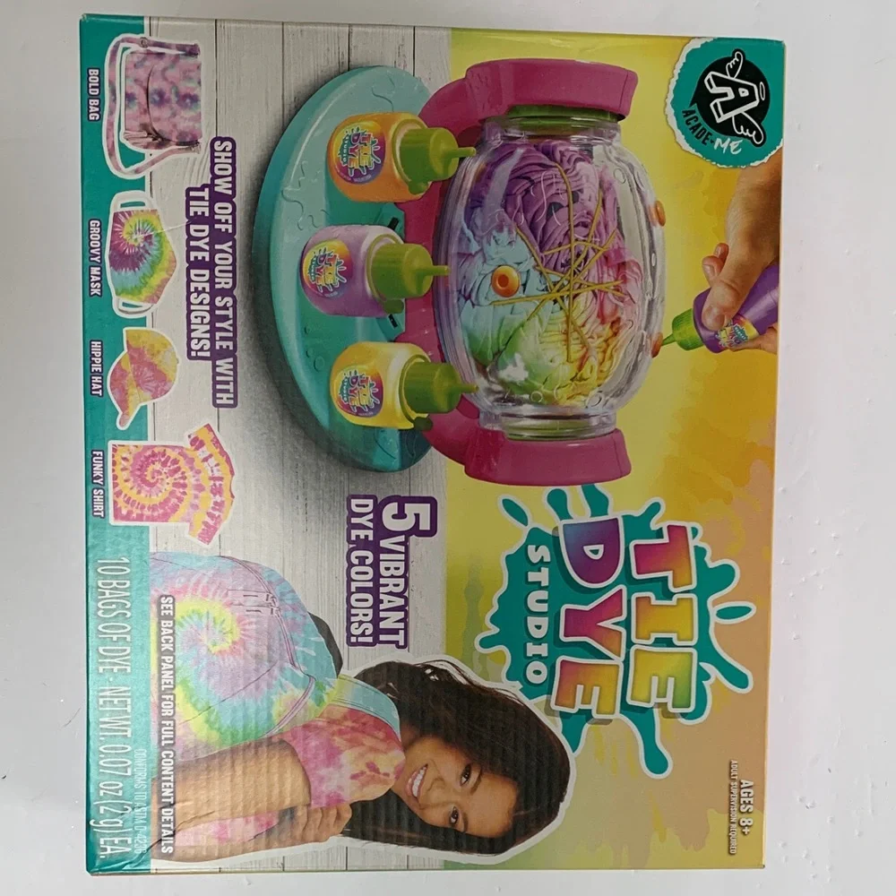 Tie Dye Studio Kit for Kids - Pink and Green. Brand new with box. Great Gift 🎁